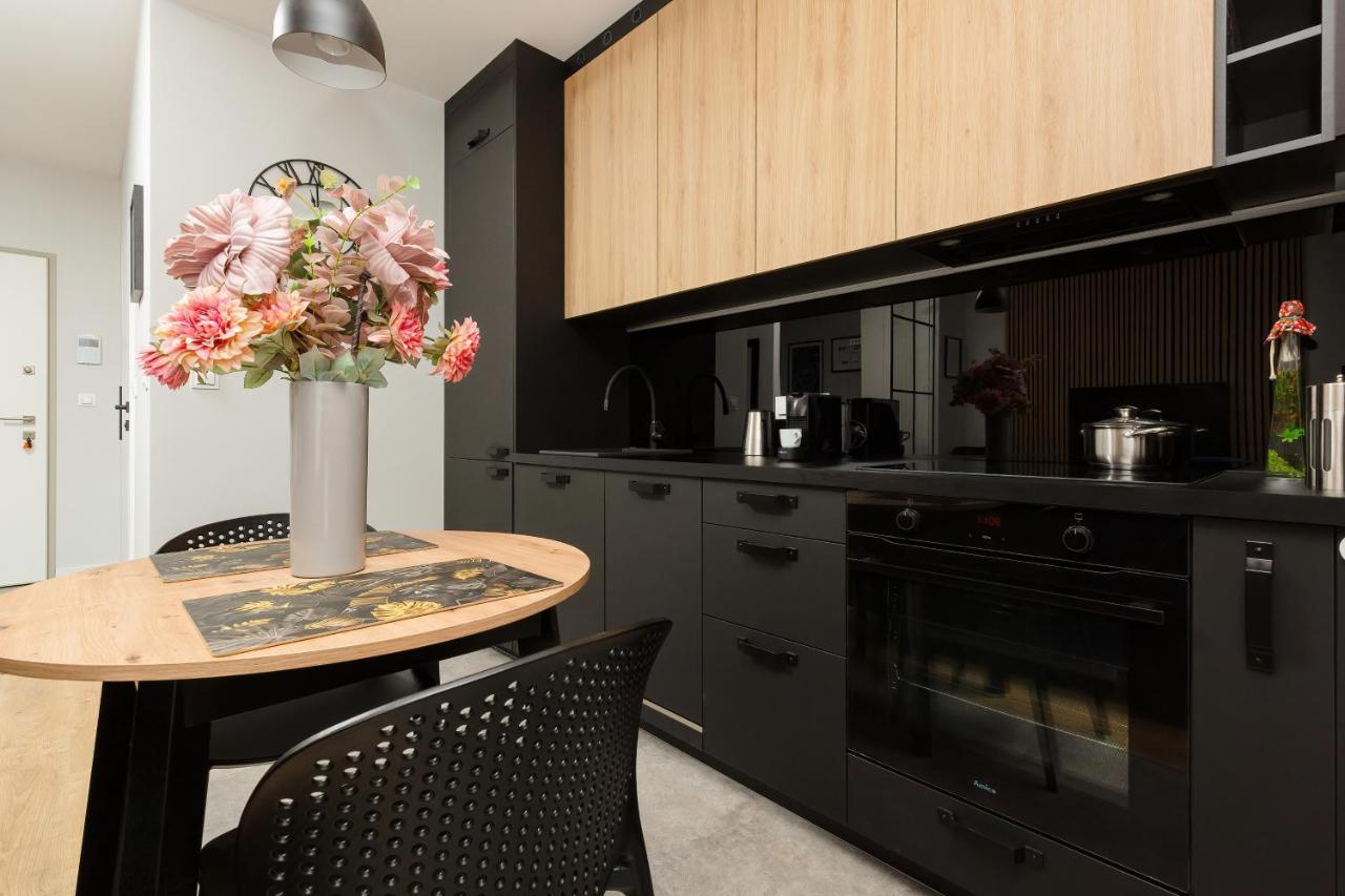 Moduo Gardens Apartment By Renters Prestige Warszawa Zewnętrze zdjęcie